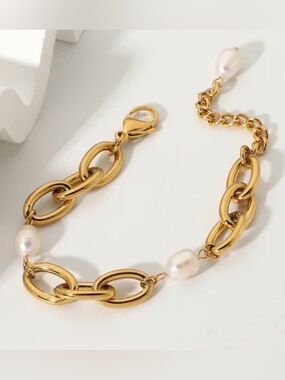 Chunky Chain FRESHWATER PEARL BRACELET